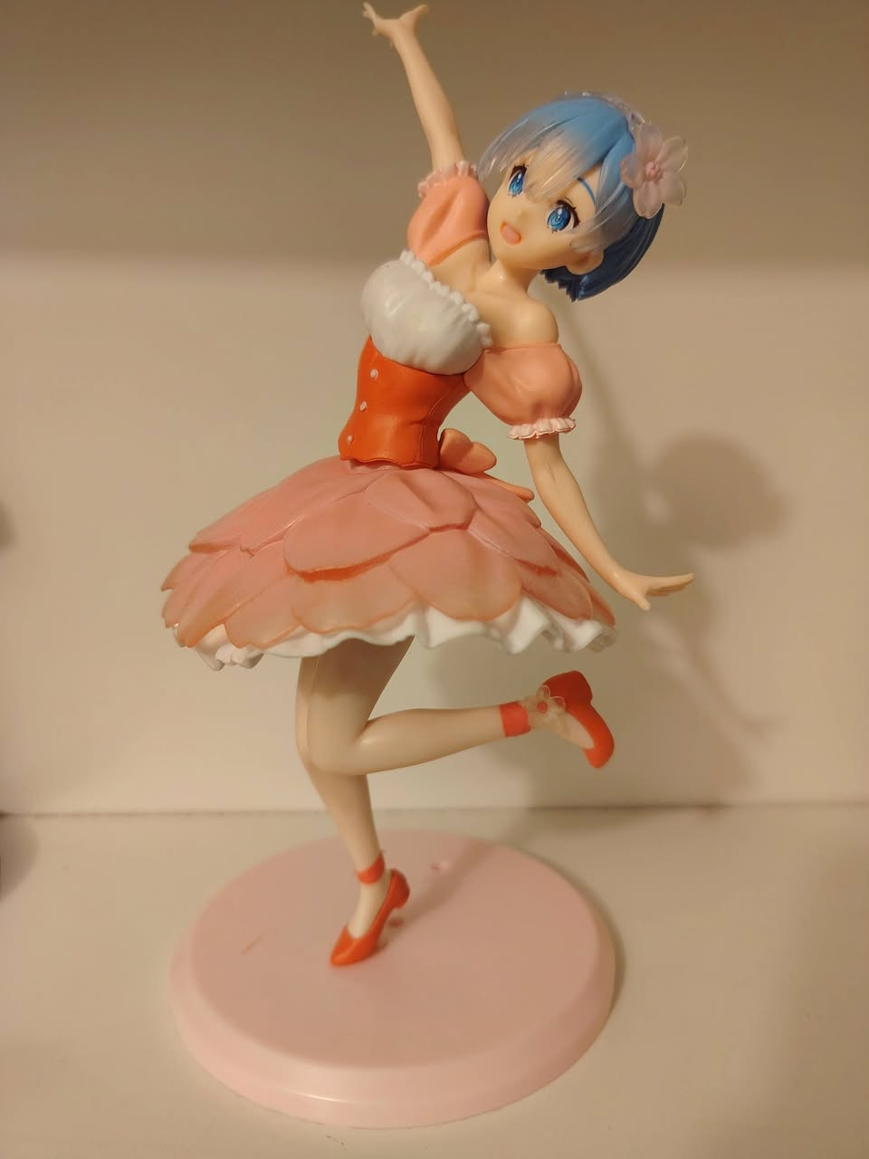 قياس 30 سم
مجموعة دراغون بول شلعه 50 الف وتوصيل مجاني
ريمي 20 الف مع التوصيل 
ايس 20 الف مع التوصيل
فيكَر كوجو 10 مع التوصيل
ابو اذانات ما اعرف اسمه 8 مع التوصيل

***********
