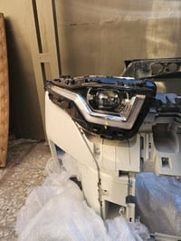 قطع غيار أصلية مستعملة • سانج يونج توريس • بدنه دعامية لايتات