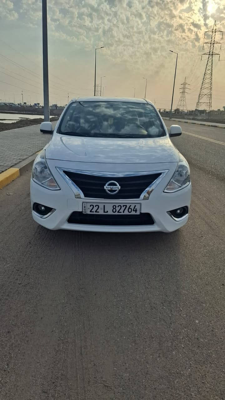 السلام عليكم شباب
نيسان سني هندي 24 للبيع بليته الزرگه
فول مواصفات تبريد قطعتين و جام كهرباء وحساسات خلفيه ومكفوله كفاله عامه والسيارة على ايدي صار اكثر من سنة حتى الدوسات و العدة بعدهن بالصندوگ ماشيه 46500 وقابل للزياده السعر 127  
***********
