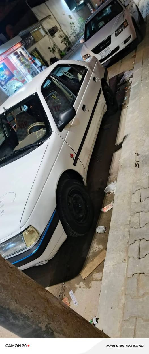سياره بيجو 405 موديل 12 مكينه كير تبريد حداديه كلهه جاهزه تخم تاير جدد باتري جديد دوشمه جديده رقم نجف السنويه ساقطه قبل3اشهر  بيه صبغ قطعتين جاملغ وباب بدون فتح سعره 43 ورقه مو شراي لاتعبني رجاءاً مكاني الشاميه  رقمي ***********  او مراوس حسب السياره
