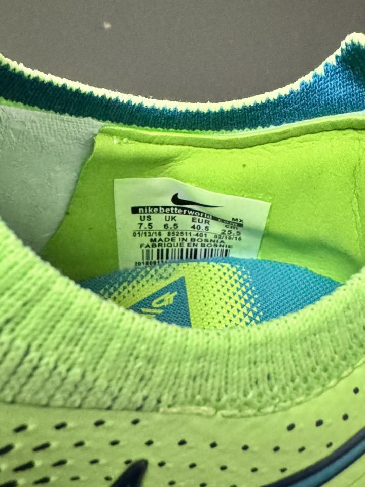 حذاء نايك
قياس 40,5
صناعه فيتنام
نظافه 💯


**إذا كنت صاحب هذا الإعلان وتريد حذفه لأي سبب، رجاءا أرسل رسالة إلى الدعم الفني**