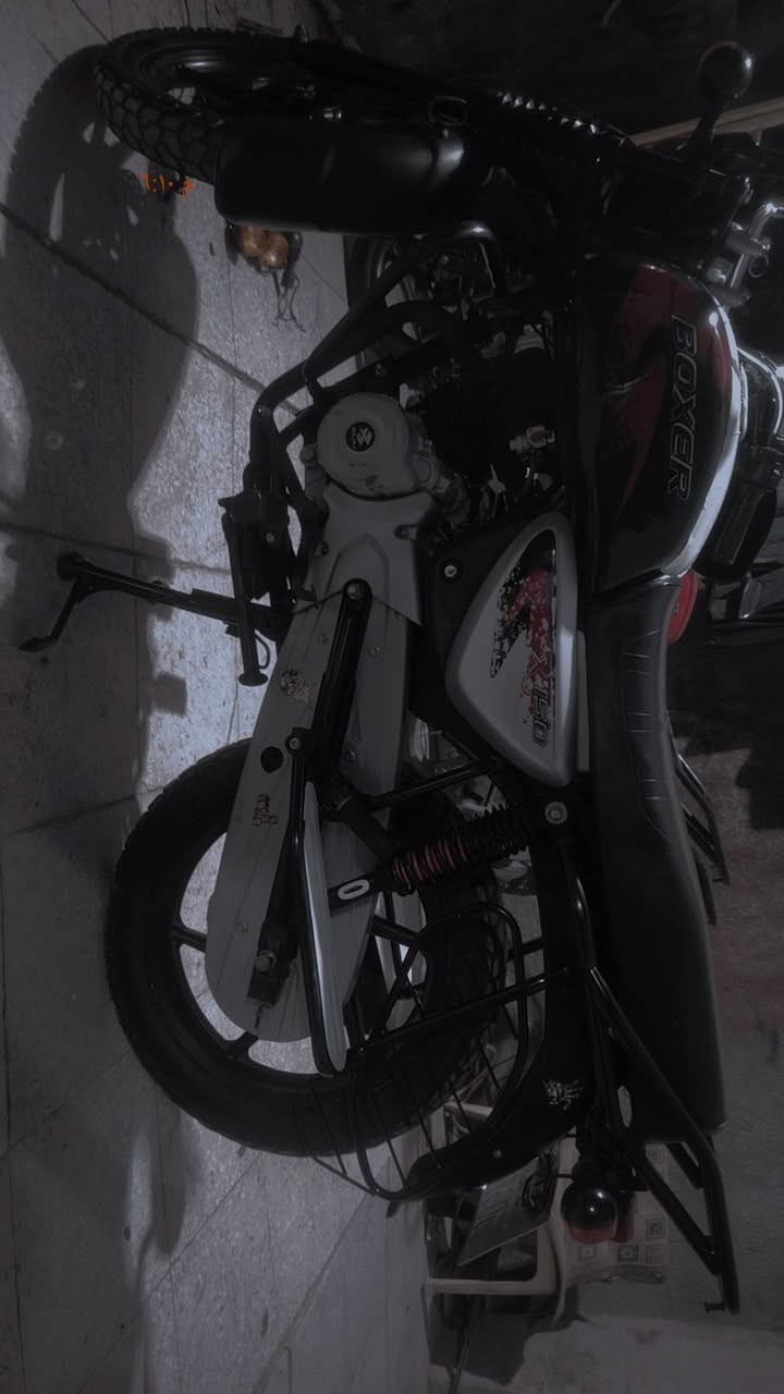 سلام عليكم شباب دراجه بوكسر مرقم لوحات نكليزي تحويل مباشر دراجه مديل 2023 اخت الزيرو احله من صور سعرهة 2300 الشراي بي خير ويدلل مكان بغداد حي النصر *********** تواصل وتساب فقط
