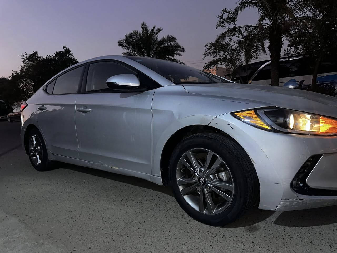 السلام عليكم الانترا ٢٠١٧ وارد أمريكي بيه صبغ بنيد وقماره مكان رقم مال قبق جنطه بنيد طاير ع كصه قماره صبغ مرشوشه كلير قماره بدون دواخل سياره ليبل واحد كفاله من تبديل من شواصي من لغد كفاله عامه كير مكينه صدر تبريد تخم تاير كفاله سيارة جديده رقم بغداد أنكليزي سياره بيه بارد جاملغ امامي وهلال خلفي مكان سياره حي اور سعر ١٠٨ رقم *********** شراي يخابر غير متواجد ع نت ابيع ع سونار  مكينه ٢٠٠٠ دوش مكفوله
