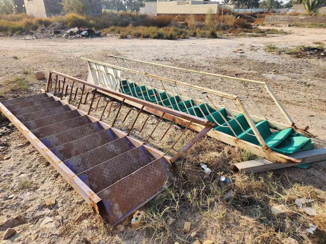 دروجه جديده....
درج حديد طول ٤ونص متر وعرض ٧٠سم بدون محجر ب١٢٥
درج حديد ٤ونص في ٨٠سم ب١٤٥
درج حديد ٤ونص في ٧٠سم مع محجر ب١٥٠
درج ٤ونص في ٨٠سم مع محجر ب١٧٠
درج حديد ٤ونص في ٩٠سم مع محجر ب١٩٠
دروجه مستخدمه....
درج محجرين طول ٤وربع ب١٣٥
درج محجر طول٣٧٠سم ب١٢٥
درج حلزوني ثقيل يرادله ترتيب ب١٠٠
درج حلزوني جاهز ب١٩٥
المسيب حي المعلمين٣ طريق سيد ابراهيم بعد السكه بكيلوين تقريبا بعد اسلاك الضغط العالي ب٢٠٠م 
بيت على جهة اليمنى
***********
يرجى الاتصال قبل المجيء بغداد, العراق
