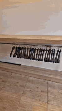 ديكور ملابس للبيع 07749932832