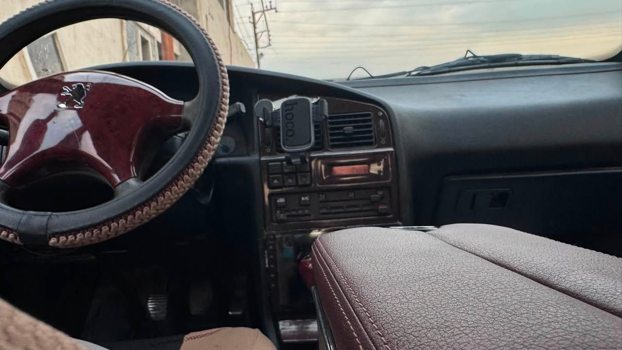 بيجو بارص موديل ٢٠١٥ للبيع سياره خير من الله مكينه كير صدر تبريد فول مكفوله كفاله عامه هيئه وغرامات ماعده ضربه ب لهلال جاملغ لخلفي ضربه كلش خفيفه سعرهه44 وبيهه مجال مكاني دوره ***********

