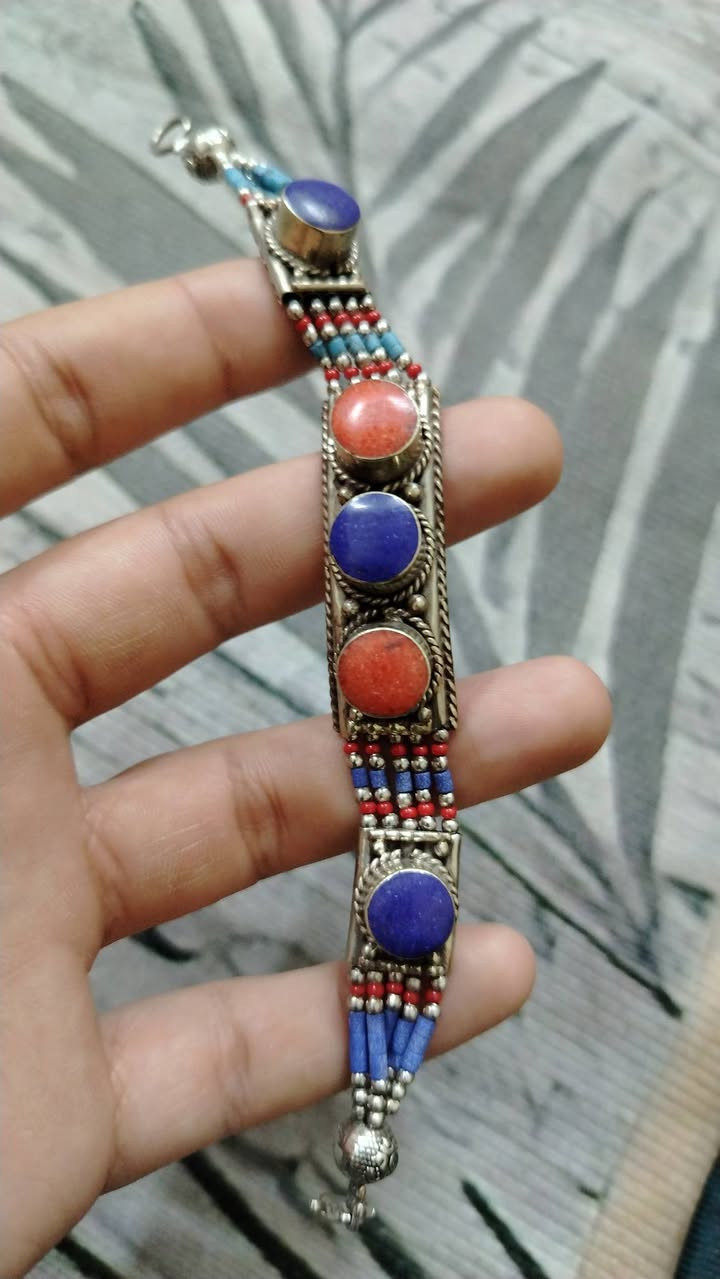 السلام عليكم سوار رجالي سبع معادن مطعم حجر المرجان السعر. ٢٥ وبيه مجال للطيبين.


**إذا كنت صاحب هذا الإعلان وتريد حذفه لأي سبب، رجاءا أرسل رسالة إلى الدعم الفني**