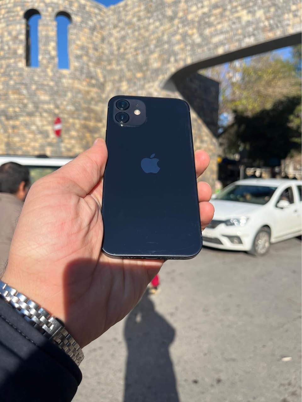 Iphone 12 normal  - blue
64g - 1sim - battery %87

سەدا 99% جوان و خاوێن شوختی نییە
زەمانی 10 ڕۆژی لەگەڵدایە

هەوانادات هیچی نەگۆڕاوە بەشەرت و زەمان

نرخی : 195$ دۆلار

*********** السليمانية, العراق
