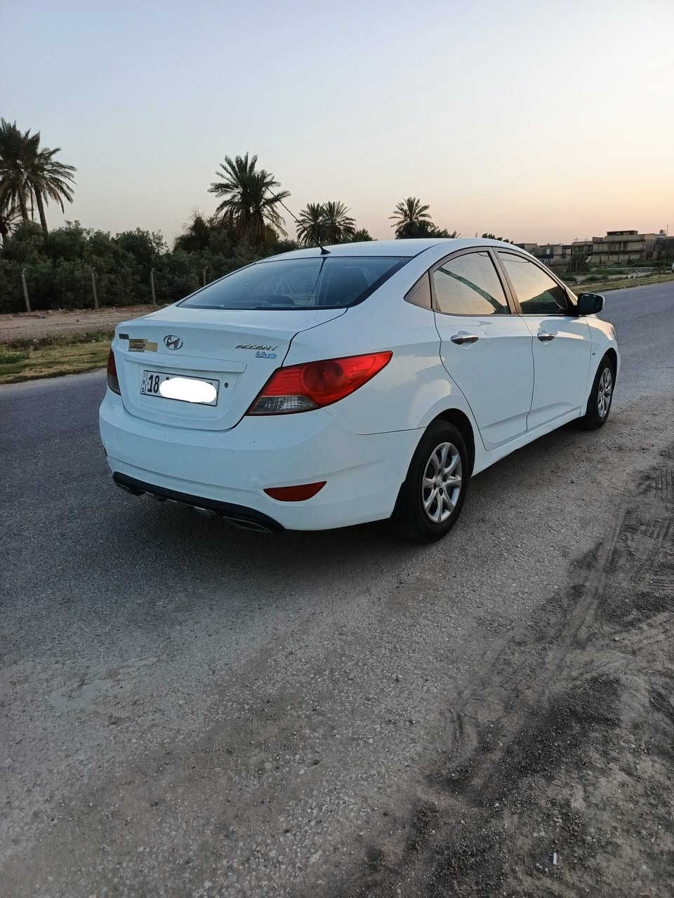 اكسنت خليجي كفاله عامه فقط دور خلفي بيه شرط سونارموديل ١٢ مكينه ١٦٠٠ تبريد ثلج منظومة جديده رقم بابل إنكليزي تحويل مباشر سنويه جديده سعر ٨٥ وبيه حك الجيه  ***********
