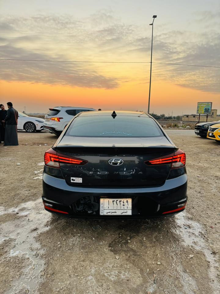 للبيع 

النترا موديل 2020أمريكي  
مرقم مثنئ حره مداور ثانيوم 
ضرر  تبديل بنيد بدون عابر شرط 
المسافه المقطوعه (42)الف 
محرك 2000 دوش 
السعر 127$وبيها مجال 
العنوان المثنئ الرميثه معرض اثير الجياشي تواصل علئ الرقم ***********
