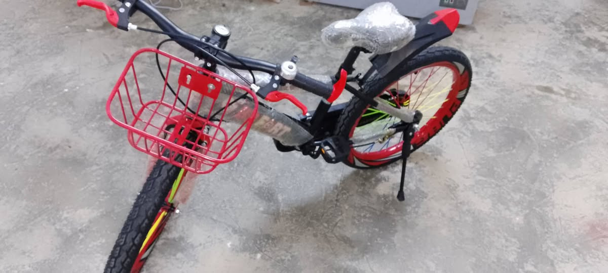 اسلام عليكم 
بايسكل جديد ما مستخدم حجم 20 السعر 75 وبي مجال الاستفسار ***********
