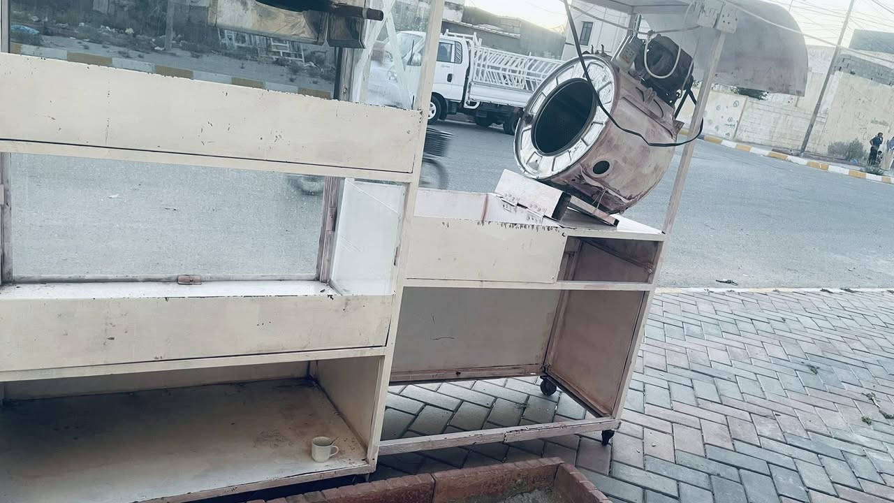 محمصه حب وشامية 
نضافه جدا سعر ٤٠٠وبيهن مجال بصيط
مكان حبانيه
‏***********
