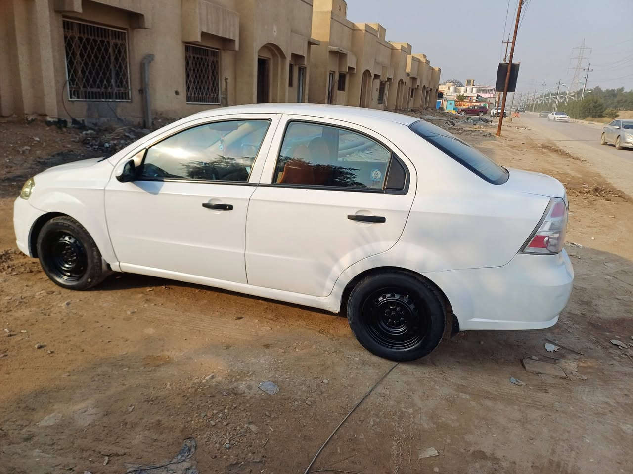 افيو خليجي ٢٠١١مال شركه فول اؤتماتيك  رقم بابل الجديد مكينه مفتوح جديده المرغوب السياره جاهزه كل نقص مابيه السياره بيه  كم قطعه صبغ بدون دواخل مكفوله الشواصي واللغود وتكم وحوض ومكينه وكير كله مكفول مكانه بلحله المركز السعر ٦٨ وبيه مجال قليل للاستفسار ***********
