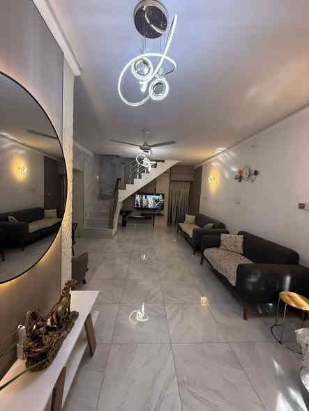 اعلان بيت بالغزالية جديد جدا بسعر 390,000,000📣
المساحة 130م واجهه 6,5م

الغزالية شارع مدير الامن يحتوي على

🔴صالة معزولة

🔴مطبخ معزول

🔴صحيات 3

🔴غرف نوم 4

🔴كراج

للاستفسار اكثر يرجى الاتصال:-
☎️***********☎️***********☎️
