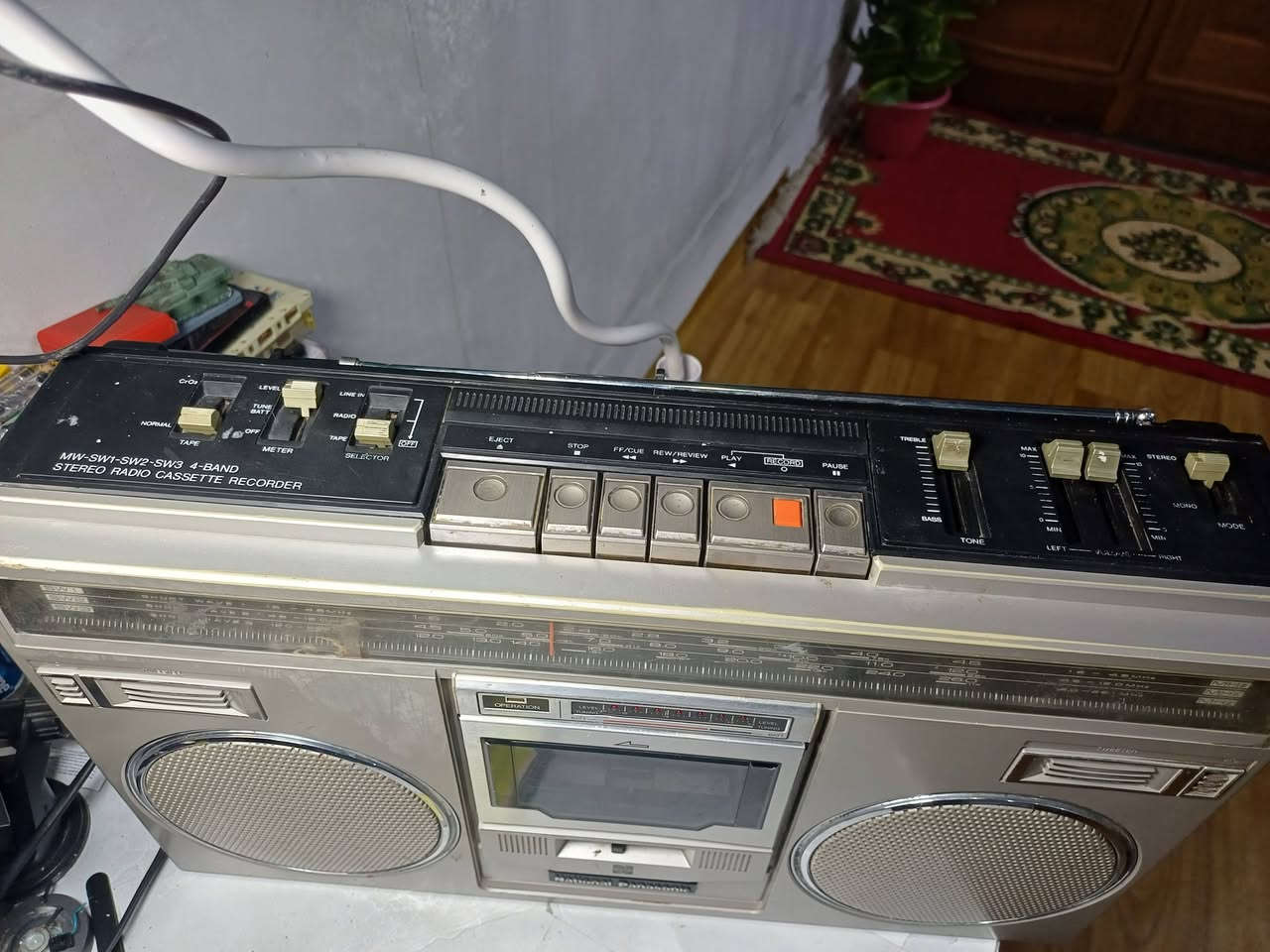 للبيع ثنينهم سعر مناسب العلى باب الله يدخل خاص ويدلل


**إذا كنت صاحب هذا الإعلان وتريد حذفه لأي سبب، رجاءا أرسل رسالة إلى الدعم الفني**