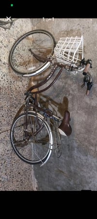 بايسكل بناتي الون جوزي مكينة عگرب شغال تيرات جدد ******العنوان جميلة ش...