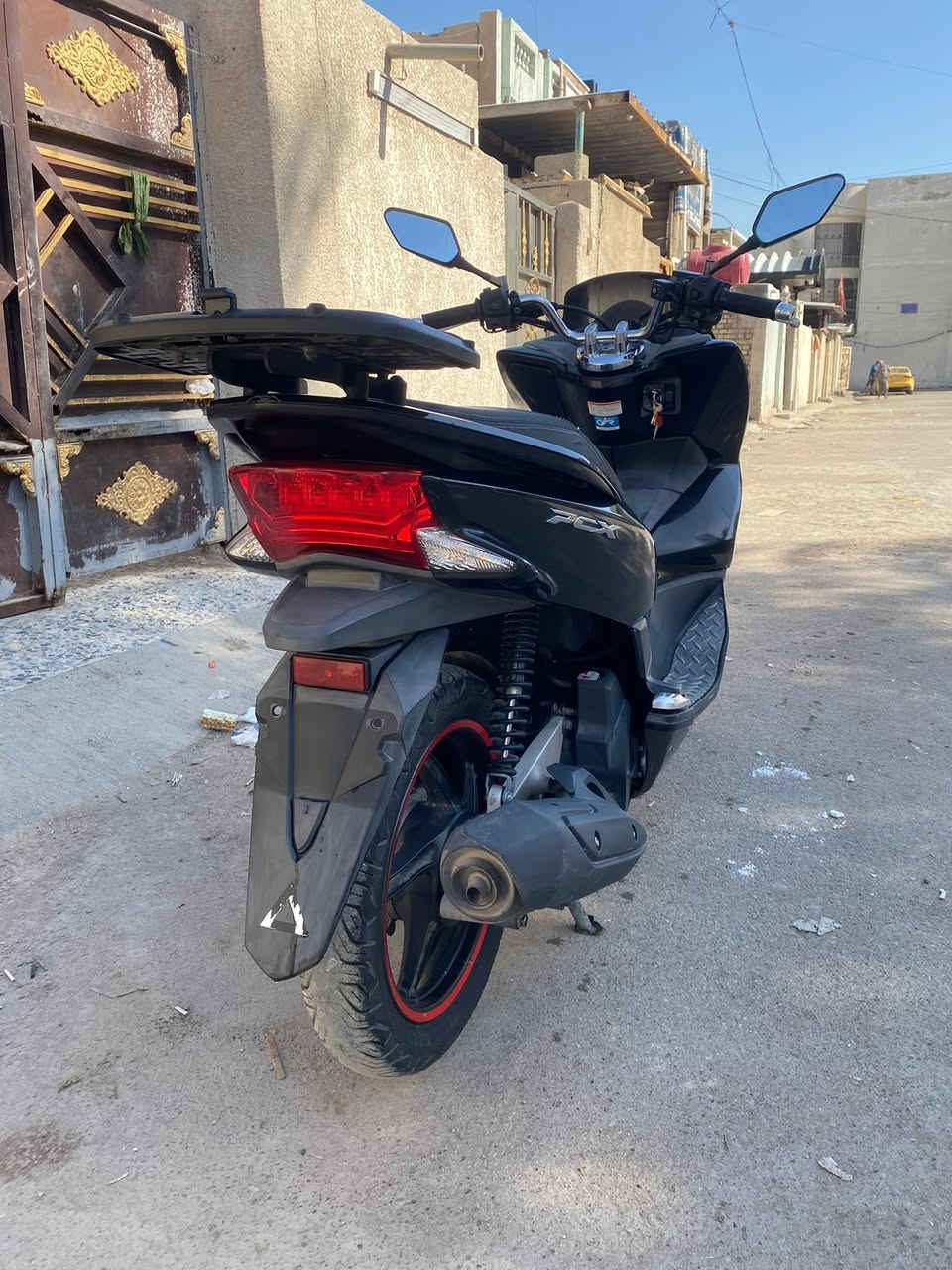 PCX جيل ثاني ياباني مكينه125 مكفوله كفاله عامه  اوراقها كامله السعر خاص ***********
