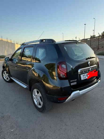 السلام عليكم رينو دايستر 2018 .  خليجي حرة
رقم بغداد مشروع وطني الرقم الجديد سنوية لل٢٩ باسمي السيارة تحويل ثاني يوم 
السيارة مكفولة كفالة عامة من الصبغ والحادث.  والسيارة ماشية٦٤ فقط
فئة السيارة se اعلى مواصفات بالداستر
محرك 2000   4 سلندر مري كهرباء
تحكم ستيرن جهتين
شاشة اندرويد كار بلي + كامرة
مانع انزلاق حساسات خلفية
تحديد سرعة
السيارة استلام شركة مالك واحد 
 مكينة وكير وصدر امامي وخلفي كلهة جاهزة وبدون اي مصرف
المكينة المرغوبة والكير ميكانيكي المرغوب الكتلوكات والمفاتيح الاحتياط كلها موجودة
كهربائيات كلهة شغالة 
تبريد وتدفئة شغلات وكلش حلوات
السيارة على وضع الشركة وصعب اكو بنضافتها مابيها اي نقص
السعر103
للاستفسار***********
