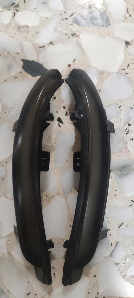 متوفر أشارة مرأة جانبية لون اسود(سموك) سكونس/ للتواصل واتس أب ***********
