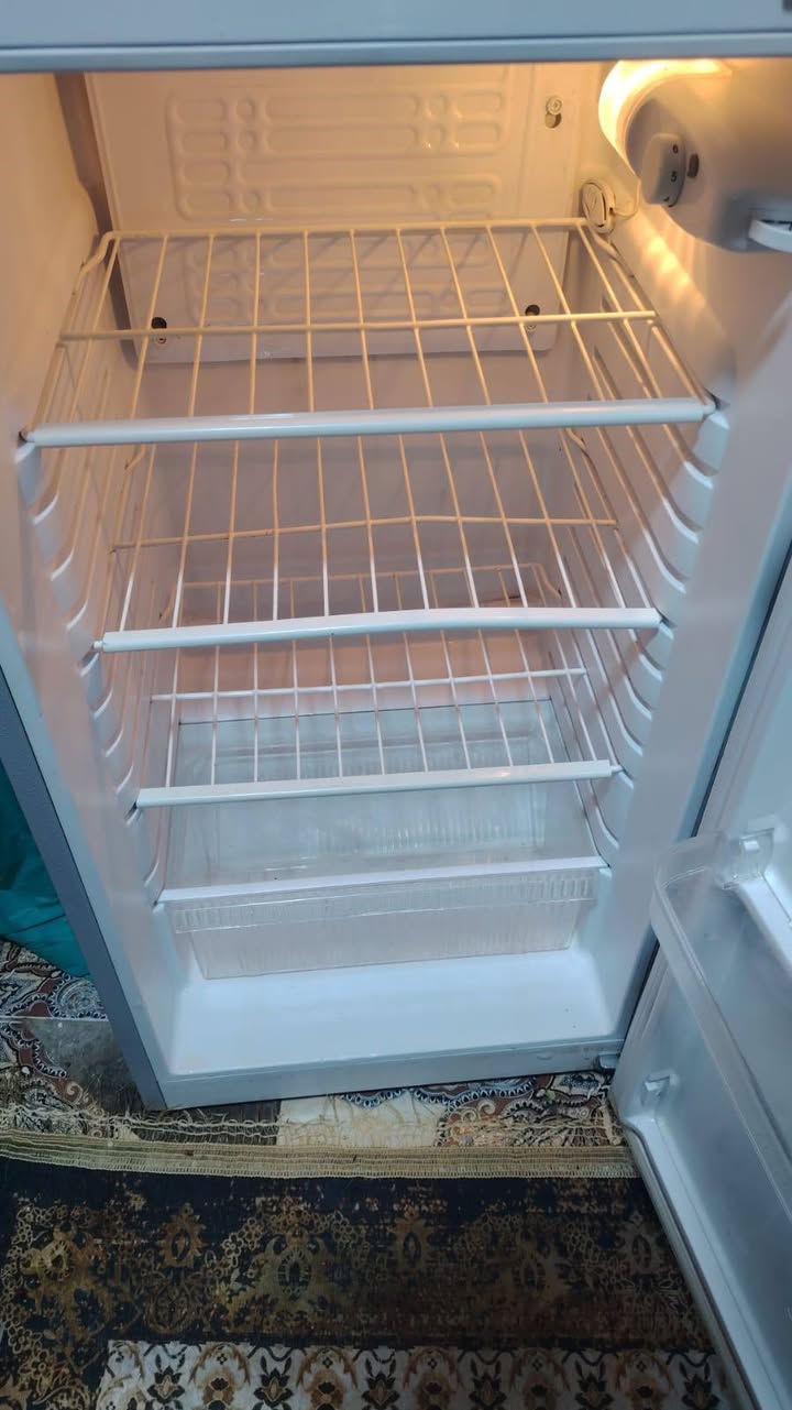 سلام عليكم ثلاجه للبيع نضيفه جدآ
مكاني الدوره ابدشير السعر خاص


**إذا كنت صاحب هذا الإعلان وتريد حذفه لأي سبب، رجاءا أرسل رسالة إلى الدعم الفني**