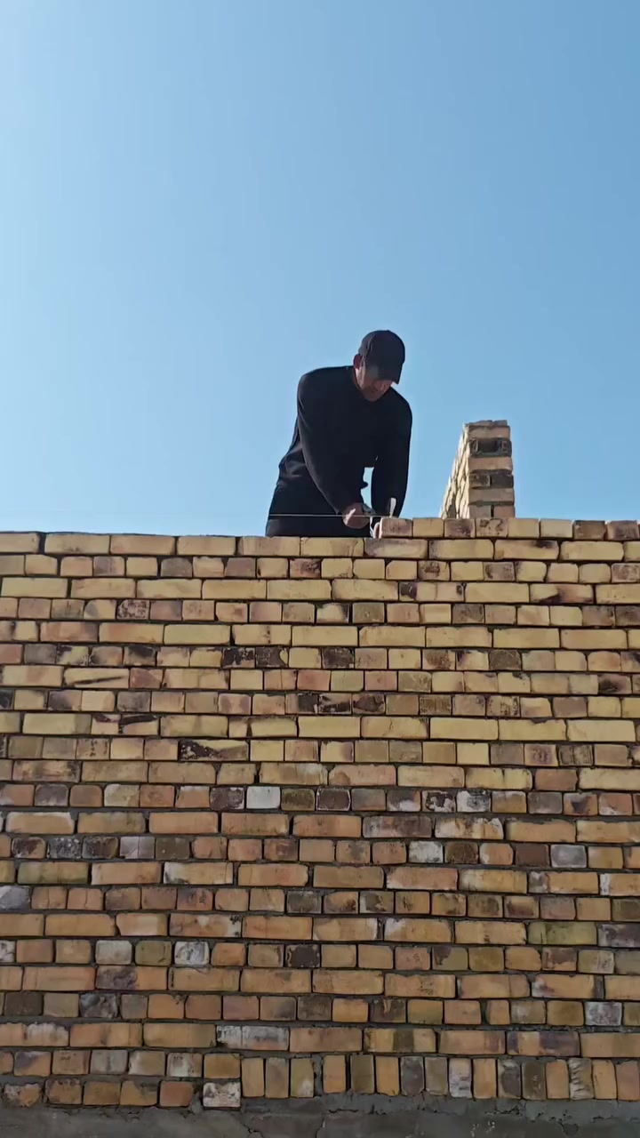 خلفة بناء متفرغ حاليا للاستفسار الاتصال على الرقم 0771 330 7689
