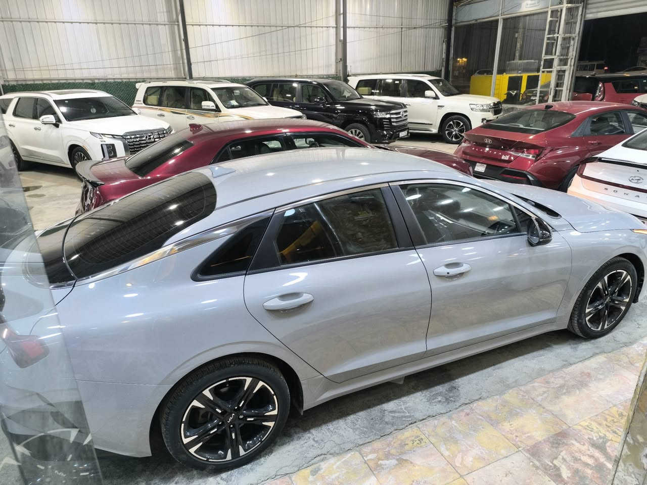 للبيع او مراوس 
كيا K5 GT LINE 2024
فول عدا البانوراما 
رقم اربيل الدولي وكالة او تحويل 
المواصفات 🏅🥇 
بصمة دخول ذكي تشغيل عن بعد 
رادار تحديد مسار مثبت سرعه 
رادار جانبي تحذير النقطة العمياء 
كشنات جلد كهرباء تدفئة 
شاشة تدعم اندرويد أوت أبل كار بلي 
تحكم ستيرن جهتين 
شاحن لاسلكي للهواتف 
مود درايف 
هاند بريك كهربائي 
لايت LED أمامية وخلفية 
اشاير مري 
تبريد مناخ منفصل 
الضرر..
جامل - بنيد 
بيه كلير من امريكا 
بدون ارباك - شواصي والغد كفالة 
للاستفسار الاتصال على الارقام التالية 
‏‪‏‪0773 603 1131‬‏
‪0780 260 2581‬‏
