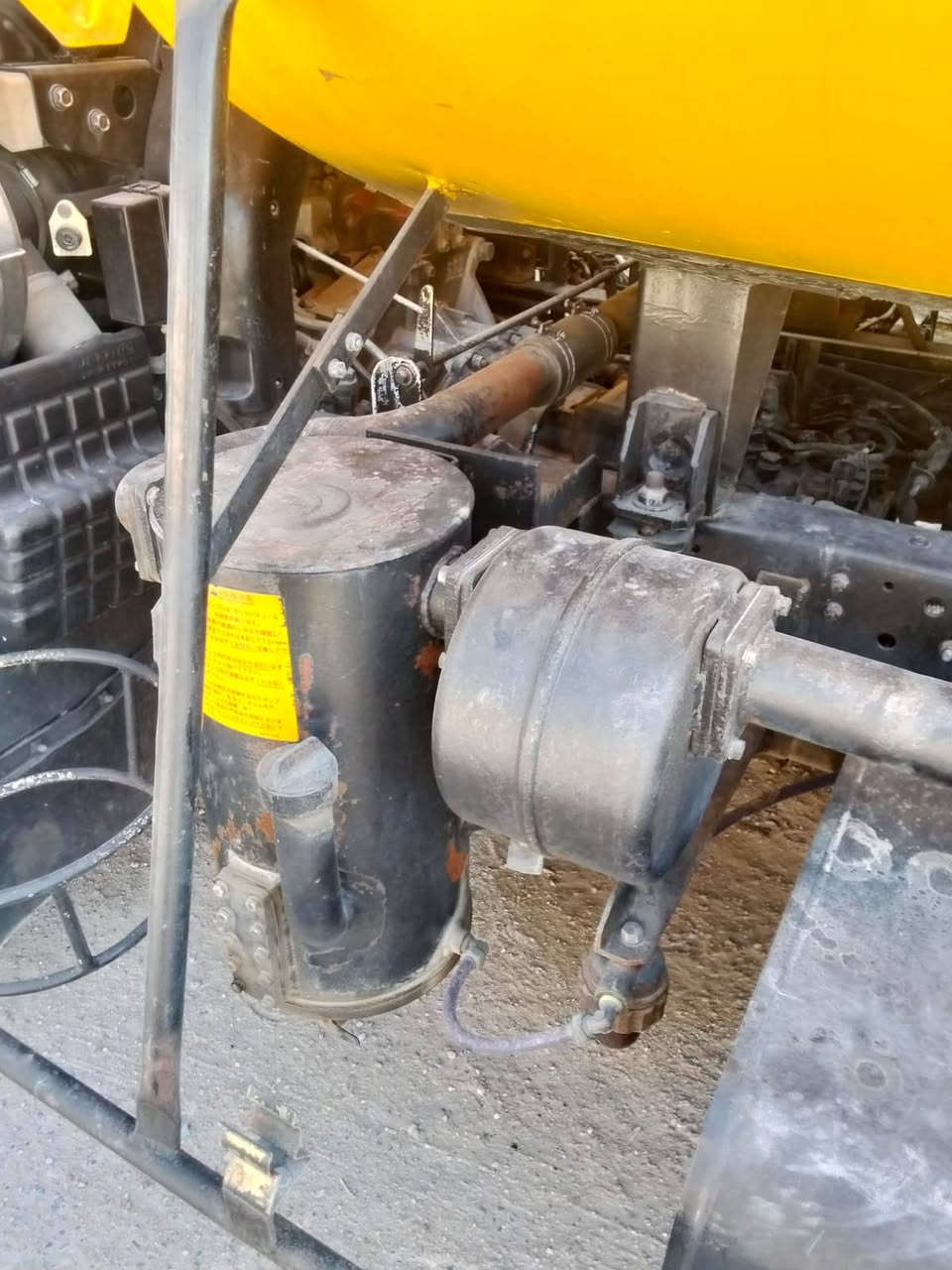 السلام عليكم للبيع عدد مال مياة ثقيله  العنوان ذي قار الرفاعي لاستفسار وسعر على رقم ***********
