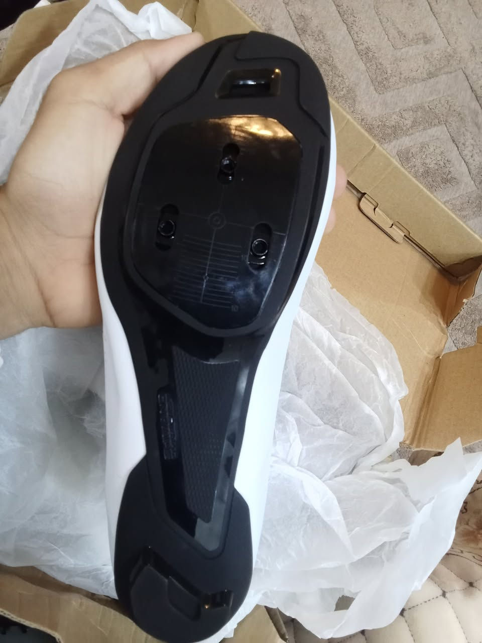 السلام عليكم 
متوفر حذاء شيمانو 
قياس 40 جديد غير مستخدم


**إذا كنت صاحب هذا الإعلان وتريد حذفه لأي سبب، رجاءا أرسل رسالة إلى الدعم الفني**