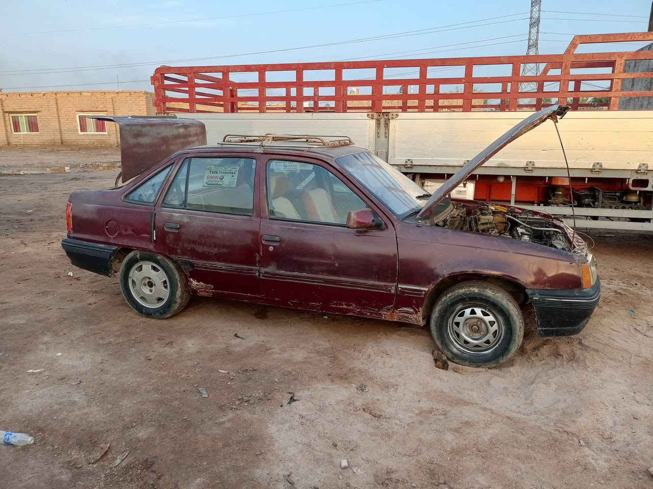 السلام عليكم سياره للبيع اوبل كاديت رقم نجف سنويه بعده مامنتهيه سياره مكينه كير حداديه خير من الله مكان ناصريه مركز السعر 14 وبيه مجال رقم الهاتف ***********
