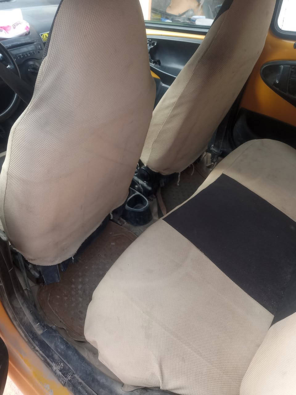 للبيع جاهزة مكينة ناعمة وسيارة بعد انعم تخبل وسعر بلاش كير جديد شواصي سيارة حلوة وبلادية شرط مال بيت ونضيفة وجاهزة ماعدة المكينة بيهة نسمة بخار قليل ومرات يكطع بدون تنقيص 

سعر 10 مع مجال 

اتصال ***********

وتساب ***********
