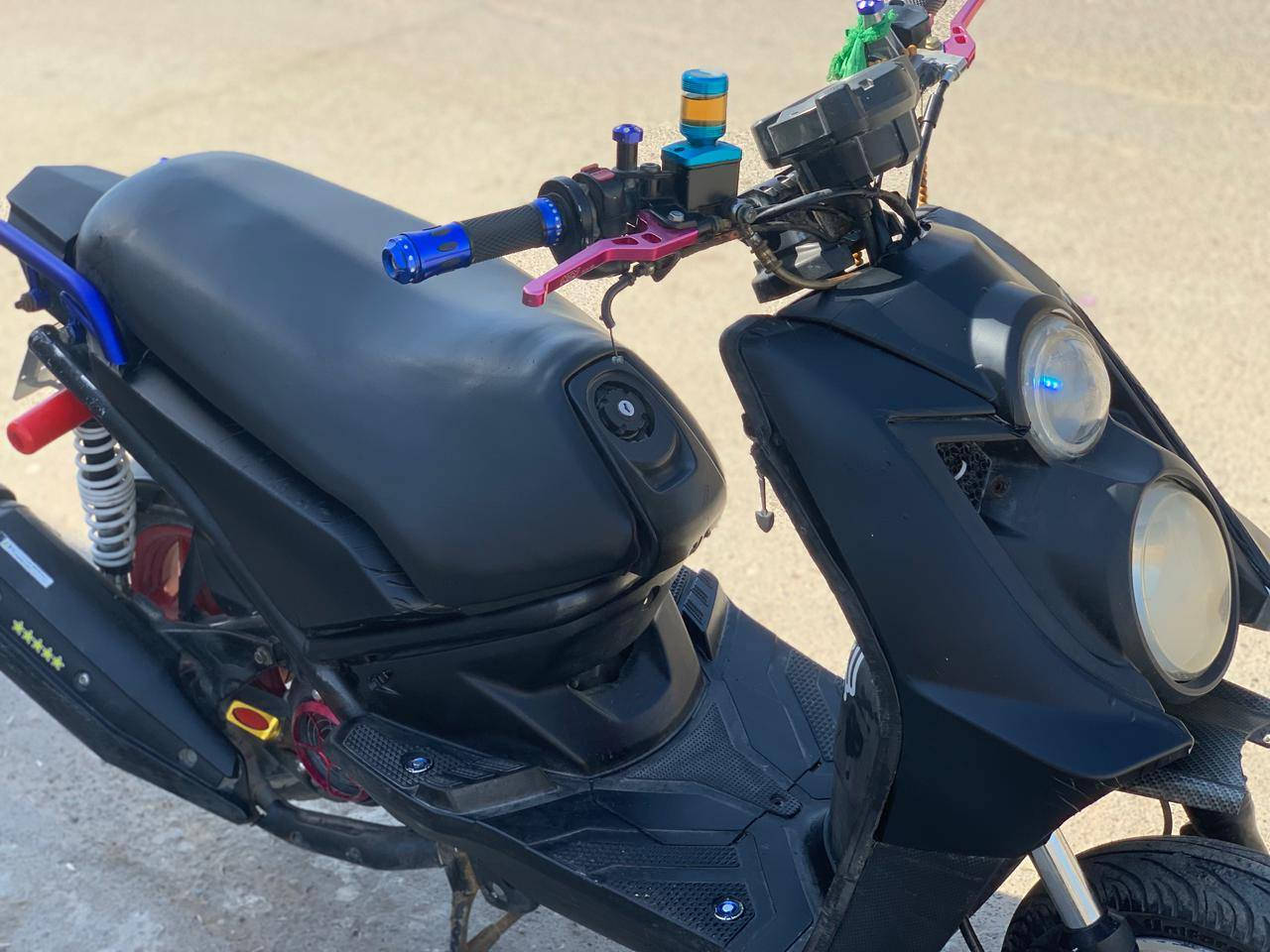 السلام عليكم شباب دراجه سكنس جبلي البيع 2014السعر 750وبيها مجال  المكان جسر دياله ***********
