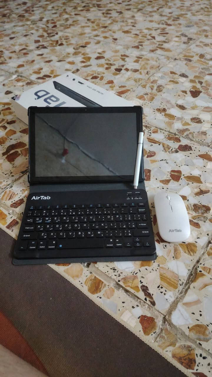 سلام عليكم من رخصت مدير الكروب ايباد للبيع 
للأستفسار ***********
