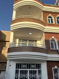 شقق للإيجار – بناية جديدة (زيرو) الموقع: زيونة – محلة 714 المساحة الكل...