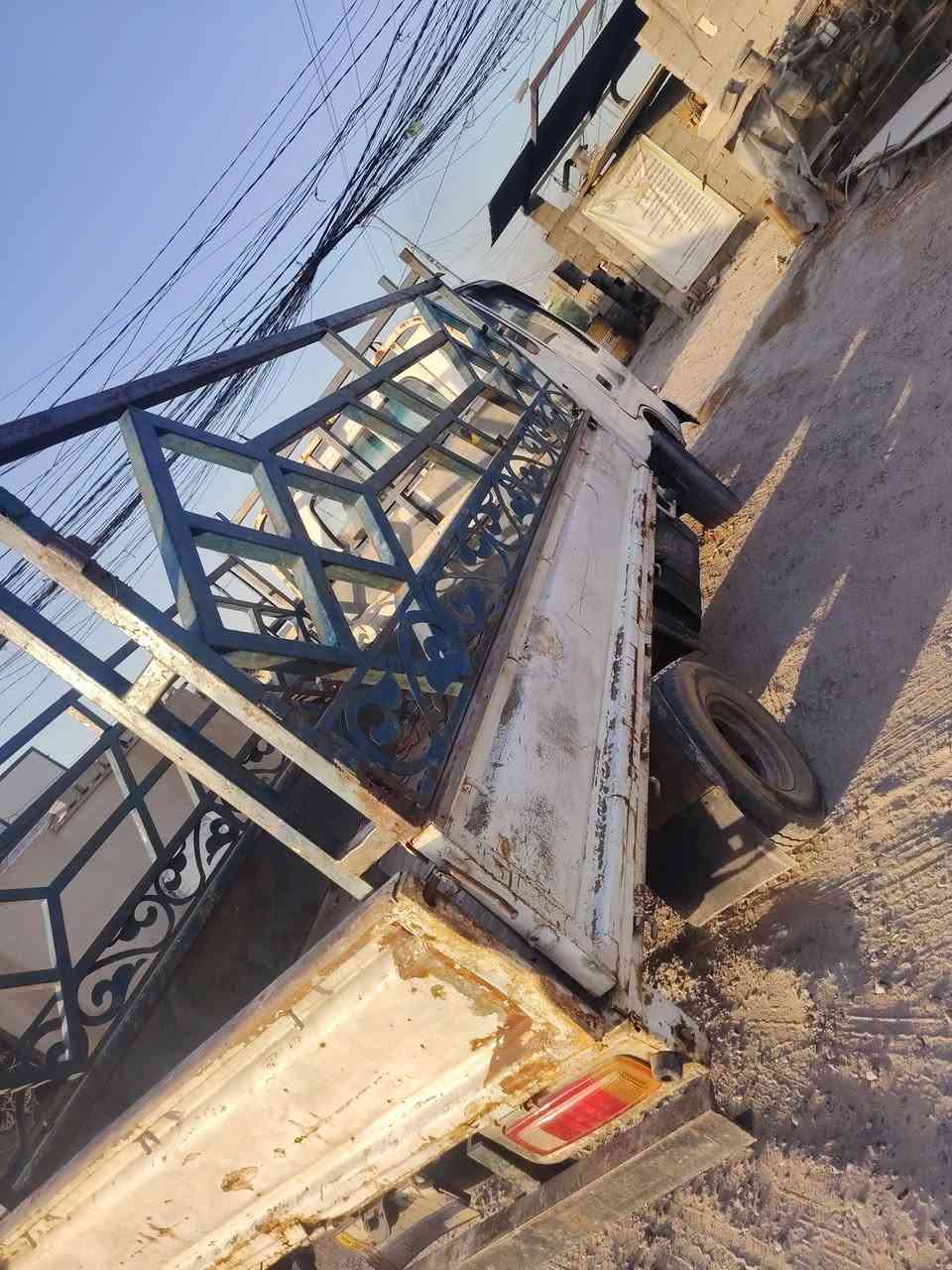 سلام عليكم سيارة كية فنتيرة موديل 1999بغداد بسمي سعر 40 وبيهة مجال *********** مكلف بل نشر
