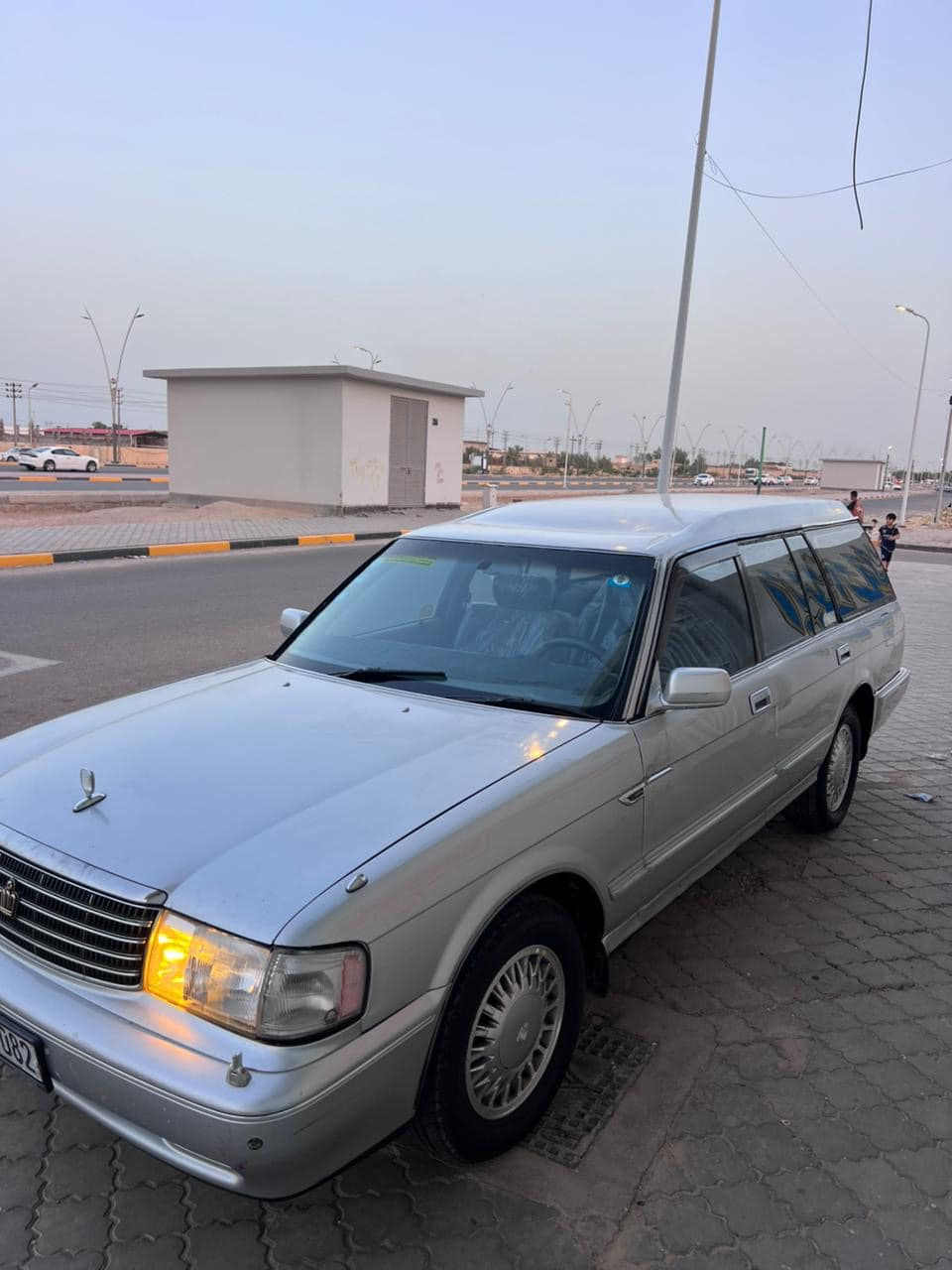 سلام وعليكم ارنب استيشن  مكفوله من الكص ونقل الجثه وضربه ولعيب شرعي رقم بغداد انكليزي سنويه مجدد 2030 مكينه وكير فيفيتي حداد جديده تخم تاير سعر 63 وبيه مجال قليل رقم الهاتف *********** لعنوان بصره زبير حي صحفين
