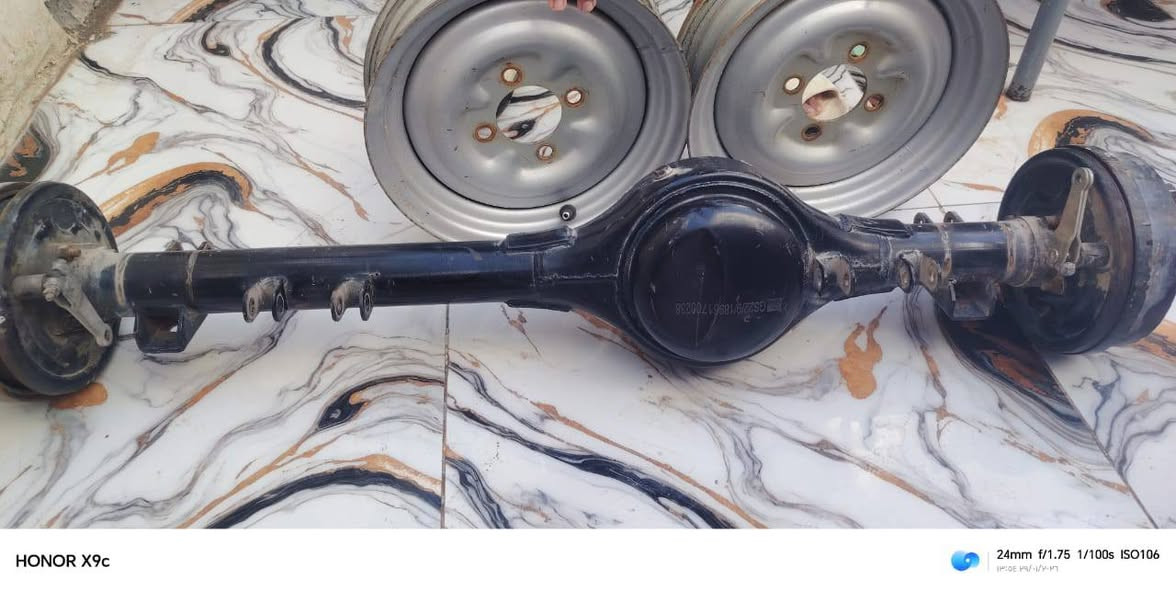 سلام عليكم اكسن اللبيع 23 وي وياله مكاني نجف ***********
