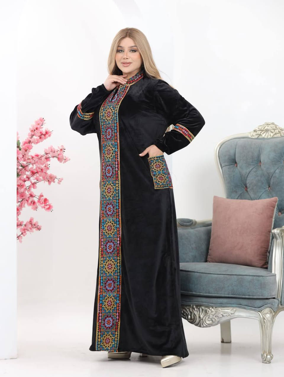 كولكشن جديد من حكايه وبتصاميم عصرية
لموسم شتاء❄⛄ ٢٠٢٦ اجمل وارقى الخامات 
المخمل الثقيلة صناعة مصريه درجة اولى جمله ومفرد
قماش قديفه هايدى مخمل ناشف ناعم خامه ممتازة تناسب 
جميع الاذواق يوجد توصيل لجميع المحافظات للطلب الواتساب
او الفايبر ***********    
القياسات رقم ١- ٦٠ ك الى ٨٥ ك رقم ٢- ٨٥ ك الى ١٢٠ ك
