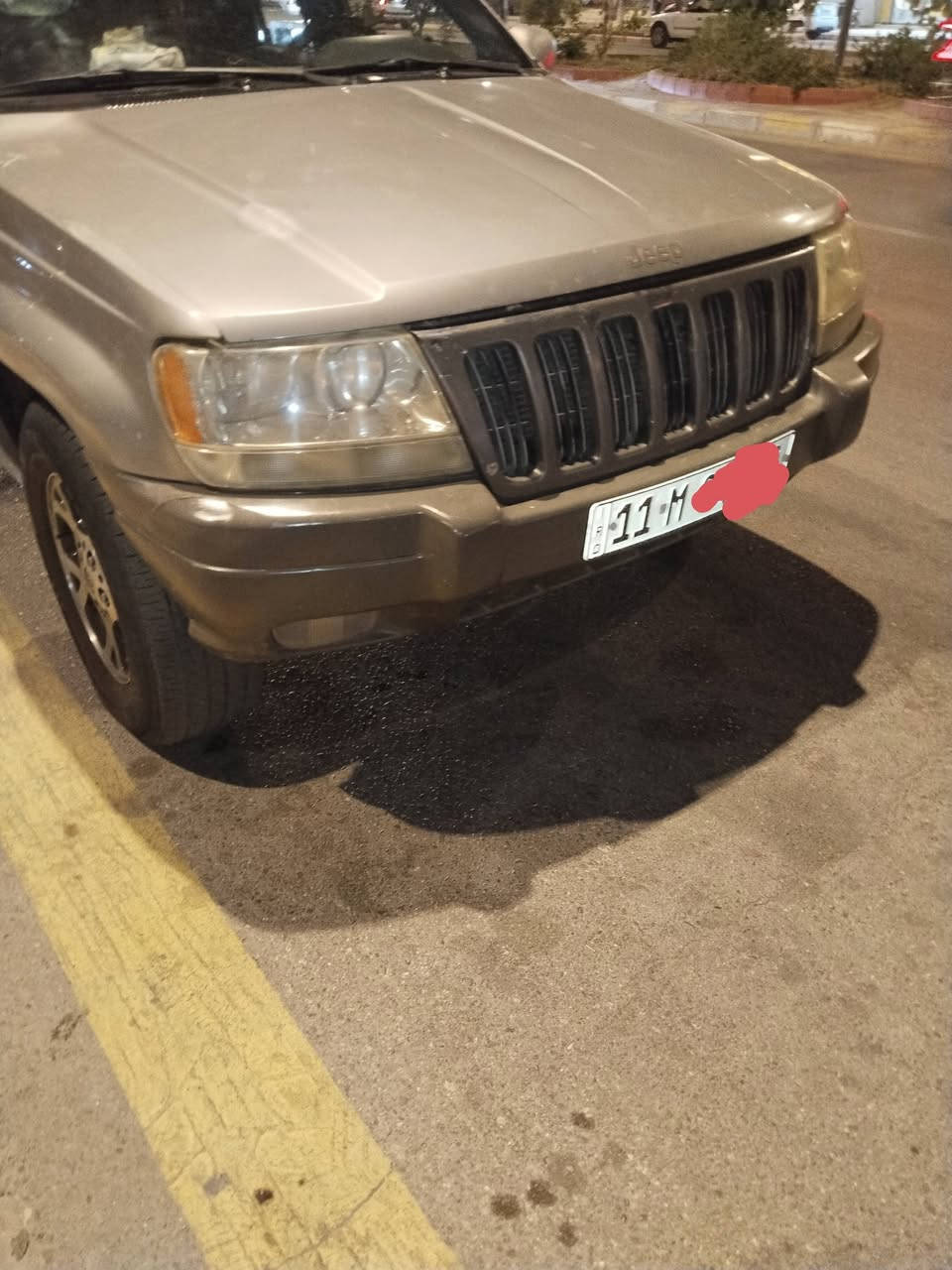 السلام عليكم جيب شيروكي موديل 2000 رقم بغداد محور مكينة ديفور ياباني كير ومكينه بلكارتون توه شادينه السعر 60 أو مراوس ناصريه المركز ***********
