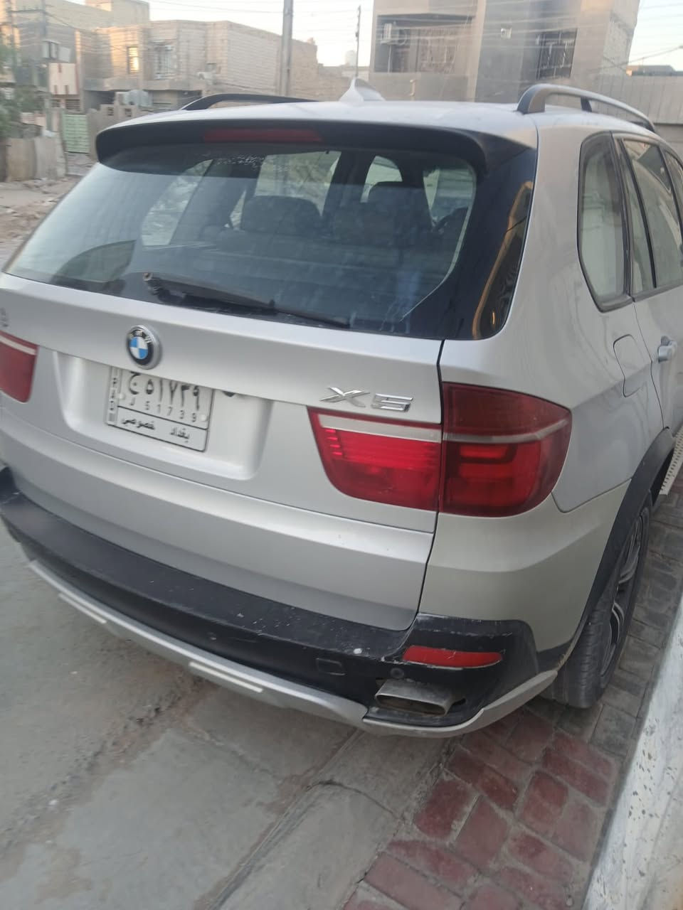 السلام عليكم بي ام x5 مديل ٢٠٠٩ كفالم من ضربه  ب٩٥ و بيها 

مجال العنوان كربله ***********
