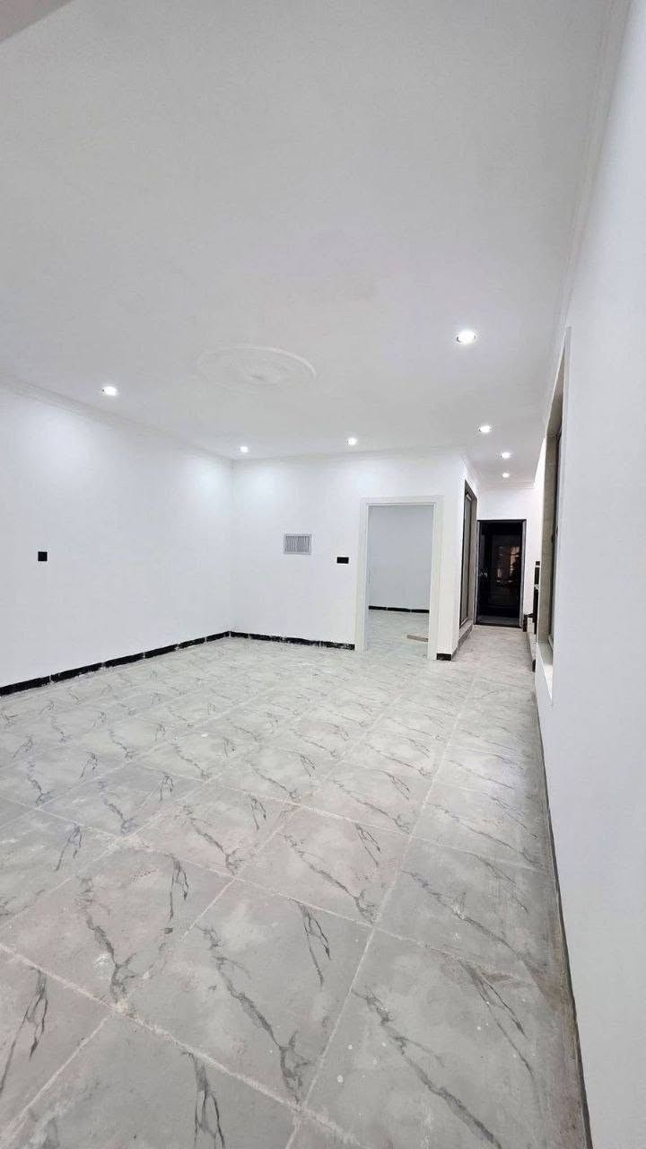 #عقارات_حبيب_علي 
🔸سند طابو يتسجل بإسم اي عراقي
📍أربيل-بيت للبيع 5حساروك قرب شارع120M

➖مساحة 125M طابقين 
يتكون⤵️
➖4غرف نوم 
➖استقبال-صاله-مطبخ-مجموعه صحيات-كراج
***********
***********
لمشاهدة الفيديو والسعر والباقي من العروضات ادخل للقناة رابط القناة👇
https://t.me/habeb2ali

قارات_اربيل #شقق_للبيع_اربيل #بيو_لبيع_اربيل  #فلل_للبيع_اربيل #مجمعات_سكنية_اربيل
 #عقارات_كردستان  
#استثمار_عقاري_اربيل #عقارات_بغداد_سليمانية_اربيل  #عقارات_شمال_العراق  

10 دفتر 20 ورقه
