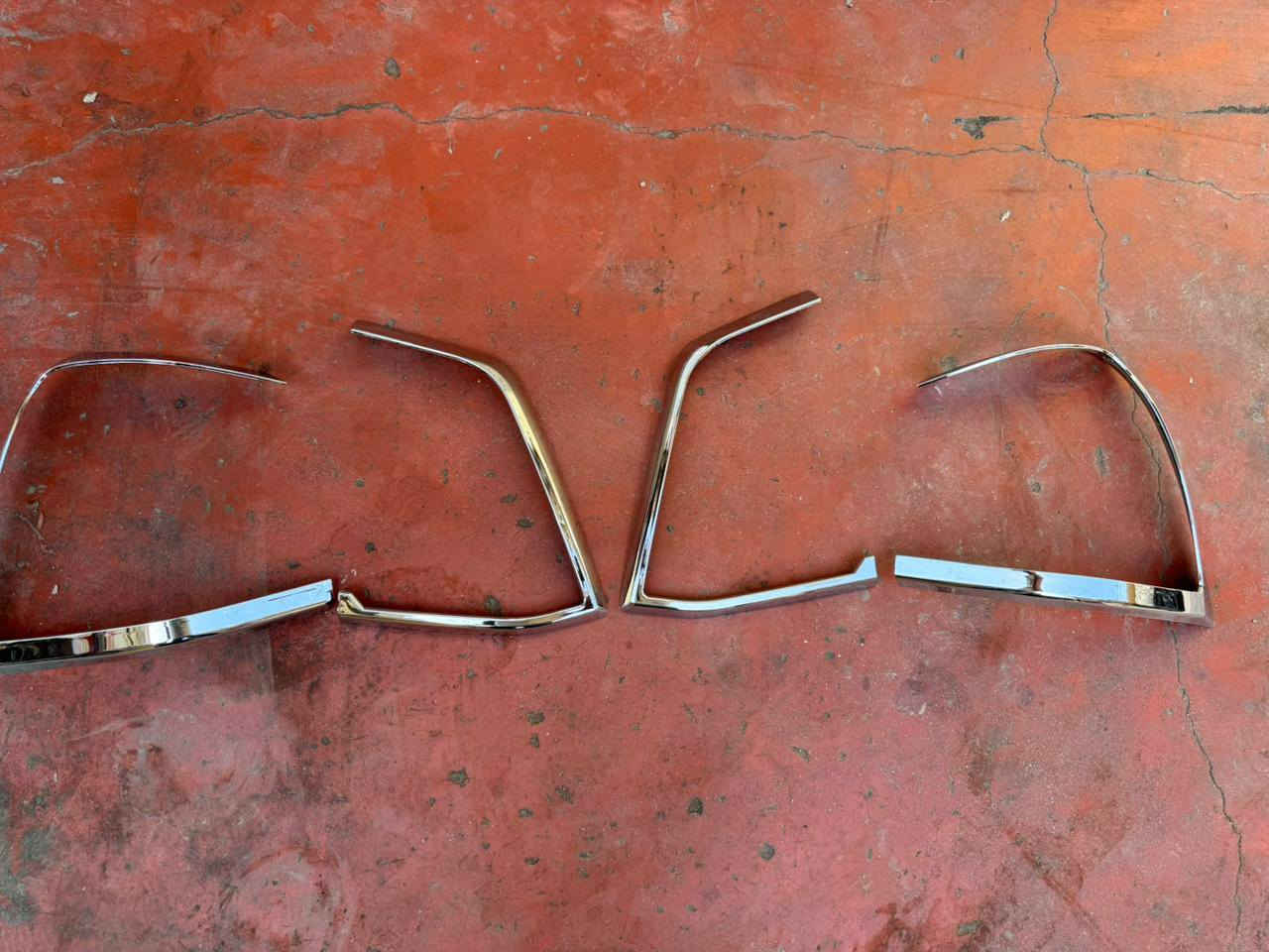 تتوفر لدينا ادوات احتياطية لسيرات اللاندگروز
للاستفسار الاتصال
على الارقام التالية
***********
***********
الفرع الأول    شارع الظلال
الفرع الثاني    بغداد السنك
