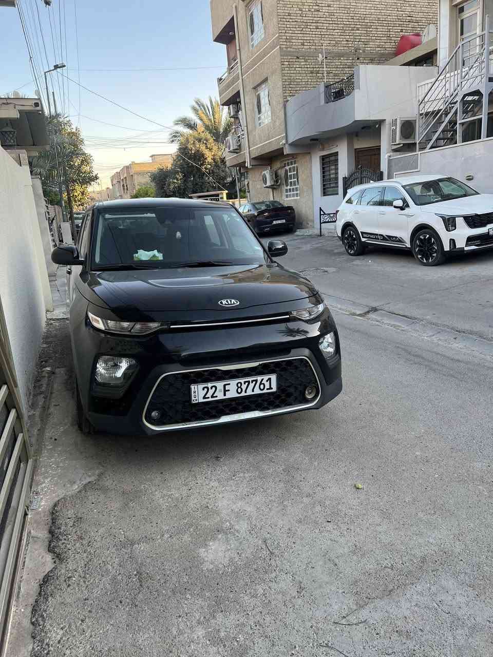 سلام عليكم 
كيا صول 2021
مواصفات S
محرك الفين دوش 
صور الحادث موجوده
بيها صبغ بين الجاملغ الامامي والباب فقط 
باسمي تحويل مباشر
عنواني اعظميه 
سعر 141وبيها مجال
*********** اتصال
*********** واتساب
