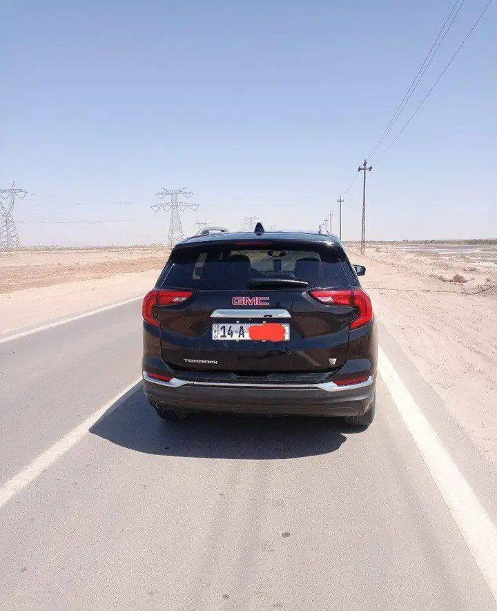السلام عليكم
‏ جمسي تيران 2020  GMC SLT فول مواصفات فول الفول 
‏حادثها  جاملغ وبنيد امامي جهة الصدر  وبيها مكانات بارد وشخوط الايرباكات طاكه
‏
‏السعر 150 وبيها مجال بسيط 
‏__ مراوس بتاهو أو جمسي يوكن أو دنلي أو دورنكو وحسب الاتفاق
‏
‏علماً أن السيارة باسمي ورقمها بصرة أ لل 27 
‏
‏رقم الهاتف 0771.40588.79
‏
‏العنوان (البصرة القرنة )
‏
