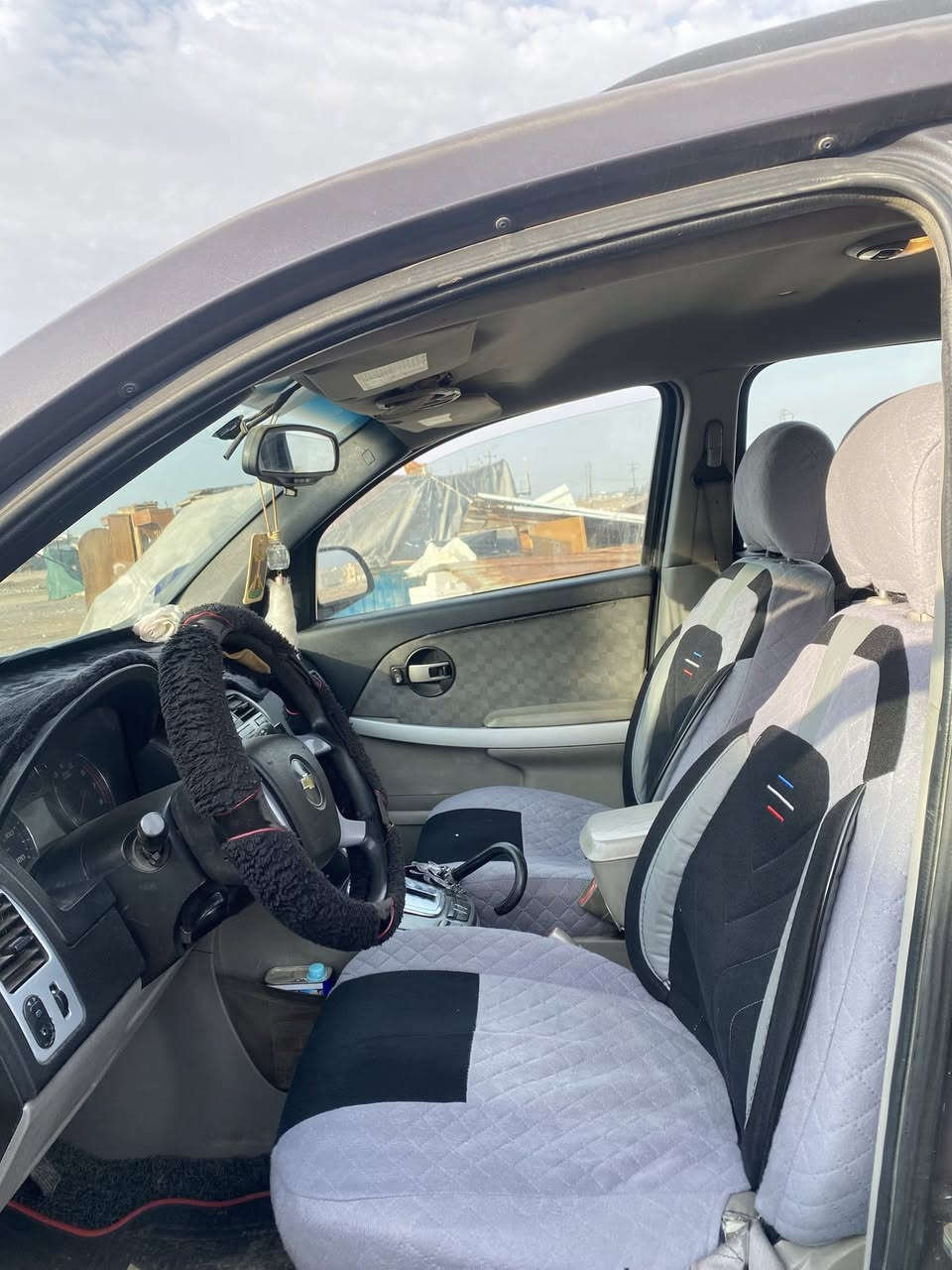 سيارة اكينوس ٢٠٠٨ 
كير ومحرك شرط
تدفئ وتبريد شغال
طخم تايرات
باتري جديد 
مسجل شاشة 
رقم نينوى دولي
داخل جديد 
 بيها٣قطع صبغ انطيك حزام
السعر ٧٥ 
***********
0777405822
موصل شقق الخضراء
