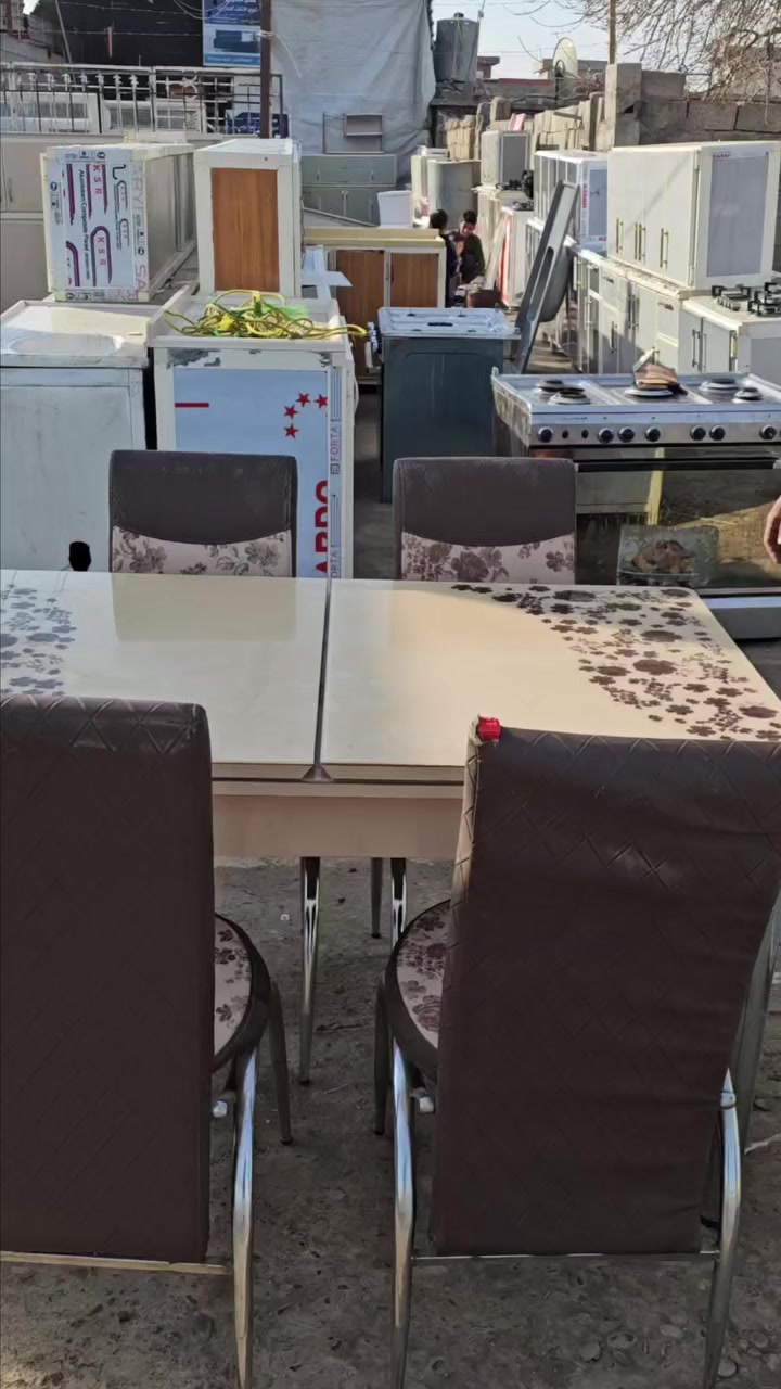 معرض الاخوين  الفرع الاول الكوير
الفرع الثاني اربيل 
الفرع الثالث موصل


**إذا كنت صاحب هذا الإعلان وتريد حذفه لأي سبب، رجاءا أرسل رسالة إلى الدعم الفني**