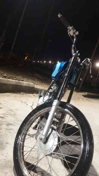 عمي سلام عليكم دراجه نامه  لبيع كلك اكفلك عشارين  سعر 350وبيها مجال  دراجه مفتوحه بوشه وبستم نضيفه شوفت عينك رقمي لستفسار. *********** مكاني حي صناعي ناصريه اذا مو شراي لا تعامل
