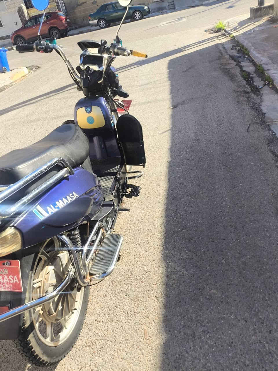 هارلي لبيع موديل 23 نوع الماسه بطاريات عشره يقرن كهربائيات كلها شغاله اي نقص مابيه  جهاز مانع سرقه تحكم عن بعد بصمتين وسويجين دراجه نضافه فول نشرات جانبيه كل نقص مابيه سعر 400بيه مجال 
***********
+9647827587898
