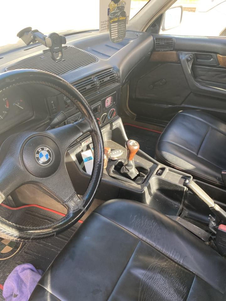 السلام عليكم
BMW 525i

مكينة مسكر عدله 

كير عادي جديد

اكسل مفتوح نمره طويله 

گير ومكينة مكفولات 

موديل 1990

بچم عريض 

مري ترحيب 

اصل 20 

داخل جلد 

كشنات جدد

ويل خليه 

تبريد شغال 

لايتات امامية يابانية 

كهربائياتها كله شغاله 

مكينته حيل ناعمه 

تبريد شغال 

حداديه امامية وخلفيه جديده 

سلايد 

السيارة بلا خياس ولا ضربه

السيارة بسم كردي تحويل مباشر بلا فلوس 

مكان السيارة النجف 

السعر 49 وبيه مجال 

للأستفسار ***********
