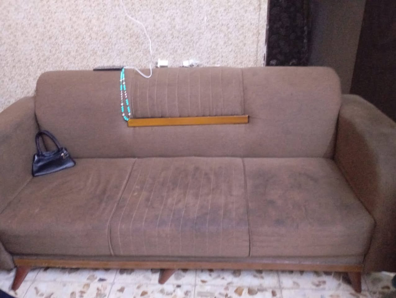 غراض البيع كلمن وسعره مكان الشعب حي البساتين


**إذا كنت صاحب هذا الإعلان وتريد حذفه لأي سبب، رجاءا أرسل رسالة إلى الدعم الفني**