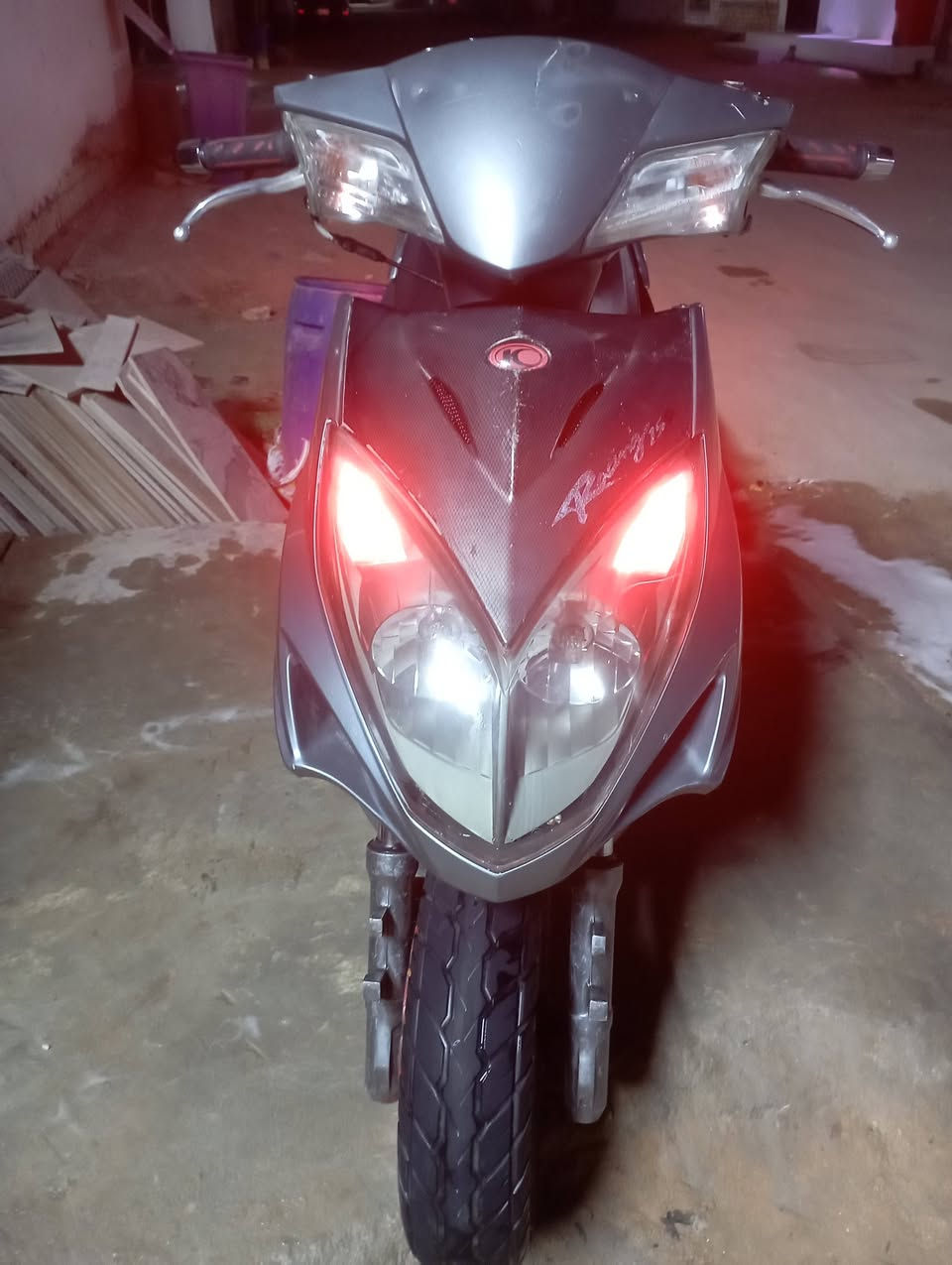 كامكو ريسنك 150C درجه حلوه وكله شغال مكينه مفتوحه سعره  مناسب تعال خاص


**إذا كنت صاحب هذا الإعلان وتريد حذفه لأي سبب، رجاءا أرسل رسالة إلى الدعم الفني**